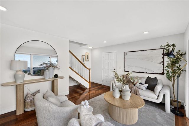 8130 Park Villa Circle, Cupertino, CA 95014