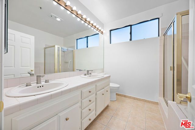 9836 Vidor Drive 1B, Los Angeles, CA 90035