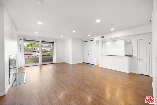 9836 Vidor Drive 1B, Los Angeles, CA 90035