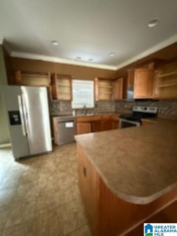 30 MONTE TIERRA TRAIL, Alabaster, AL 35007