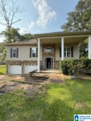 30 MONTE TIERRA TRAIL, Alabaster, AL 35007
