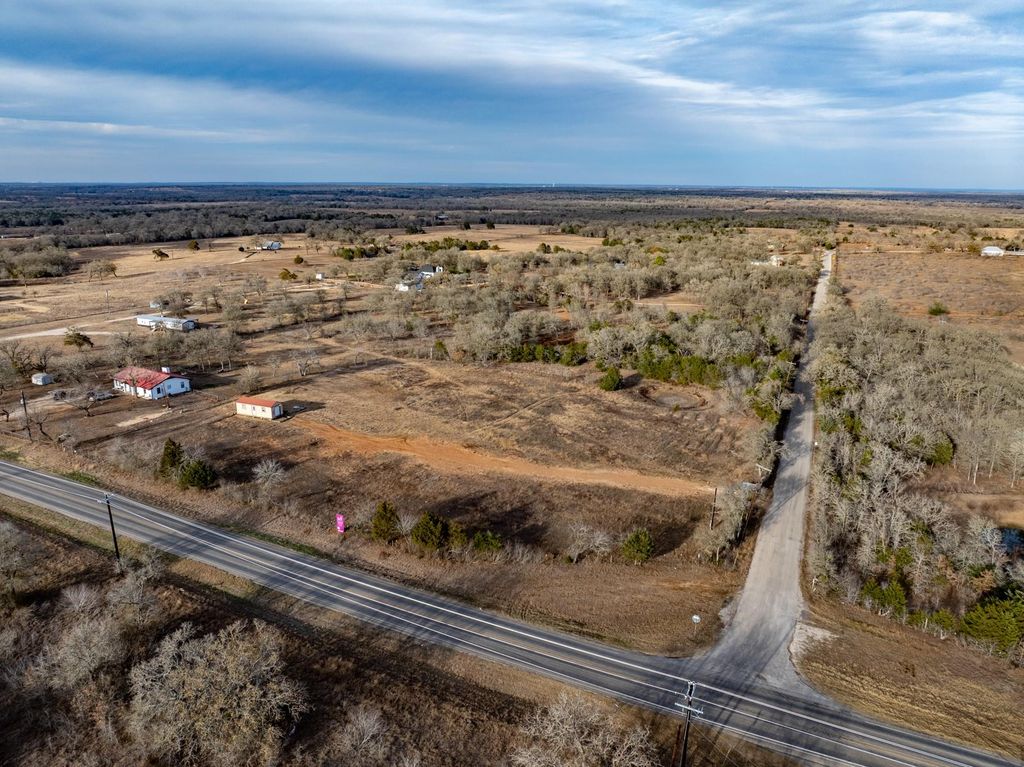 1056 High Grove RD, Cedar Creek, TX 78612