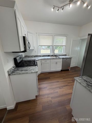 27 Serviss Avenue, East Brunswick, NJ 08816