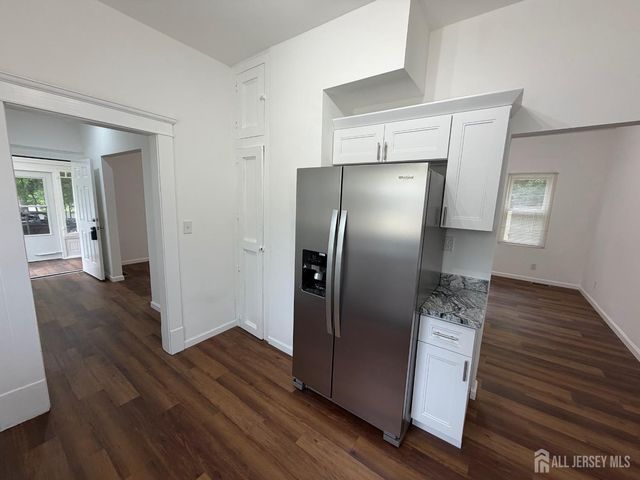 27 Serviss Avenue, East Brunswick, NJ 08816