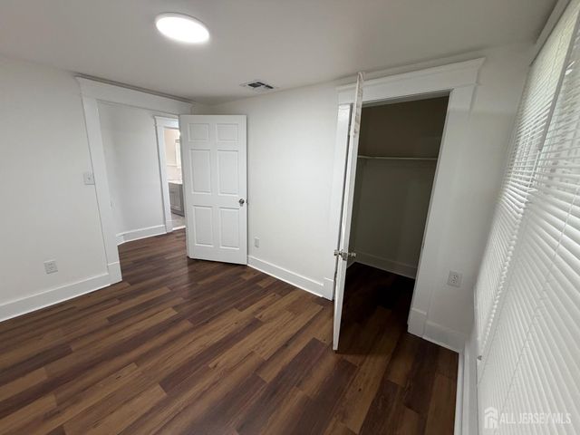27 Serviss Avenue, East Brunswick, NJ 08816
