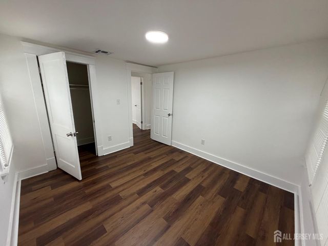 27 Serviss Avenue, East Brunswick, NJ 08816