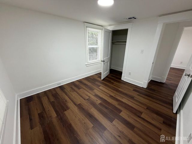 27 Serviss Avenue, East Brunswick, NJ 08816