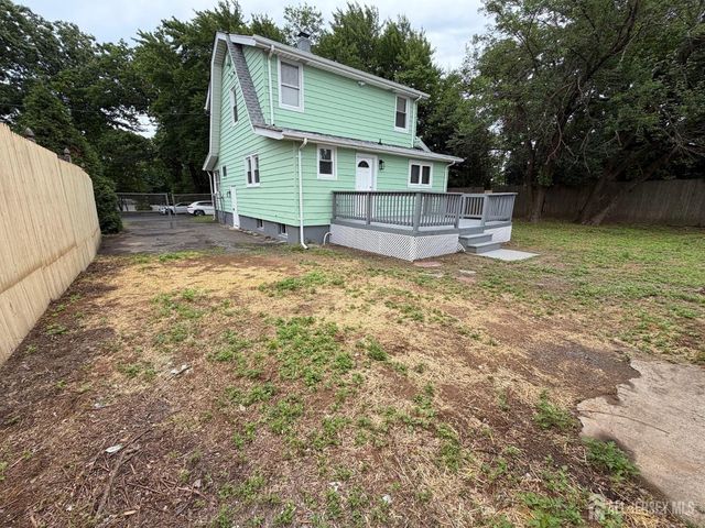 27 Serviss Avenue, East Brunswick, NJ 08816