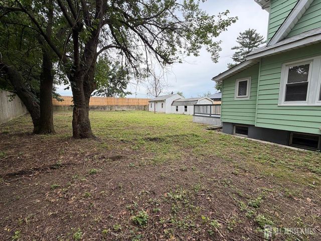 27 Serviss Avenue, East Brunswick, NJ 08816