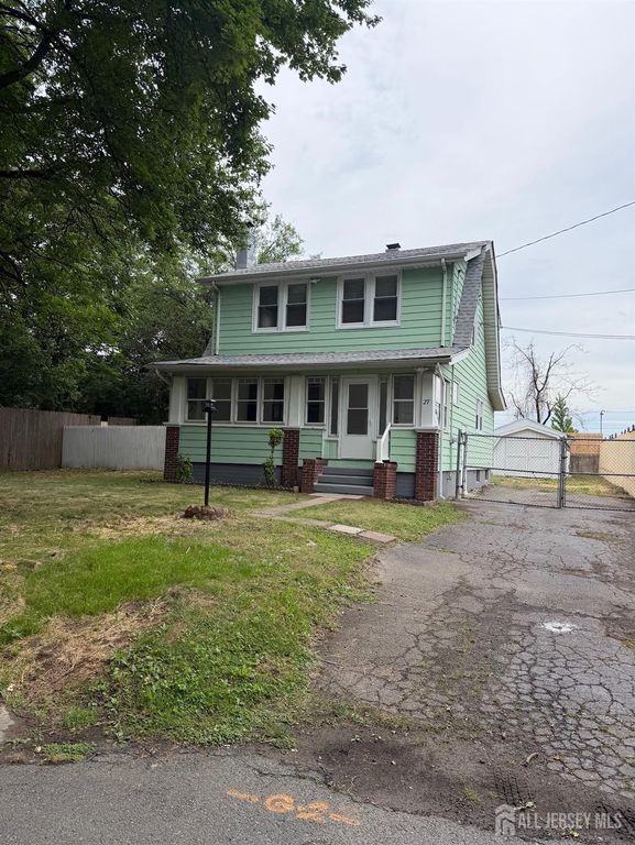 27 Serviss Avenue, East Brunswick, NJ 08816
