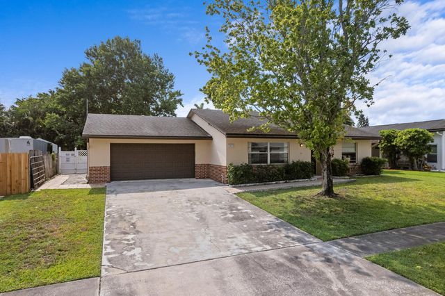1132 Concert Way, Royal Palm Beach, FL 33411