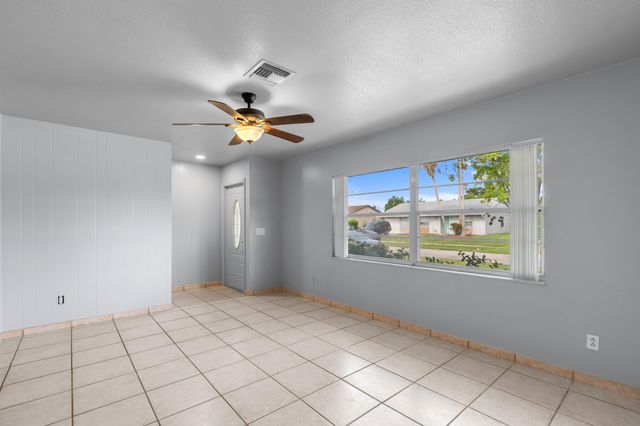 1132 Concert Way, Royal Palm Beach, FL 33411