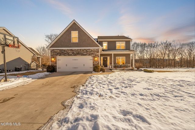 164 Hidden Village Lane, Holland, OH 43528