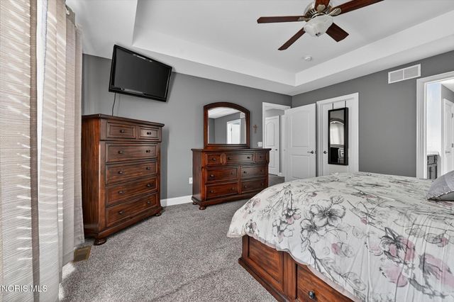 164 Hidden Village Lane, Holland, OH 43528