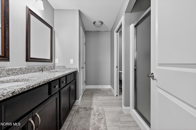 164 Hidden Village Lane, Holland, OH 43528