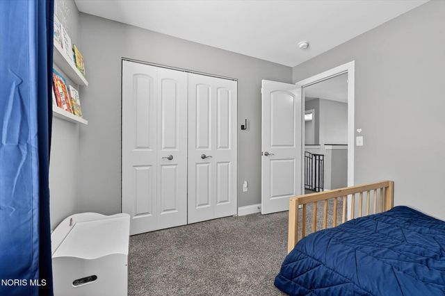 164 Hidden Village Lane, Holland, OH 43528