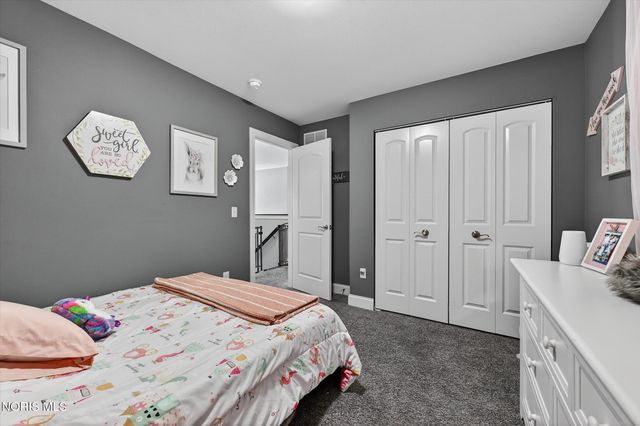 164 Hidden Village Lane, Holland, OH 43528