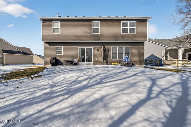 164 Hidden Village Lane, Holland, OH 43528