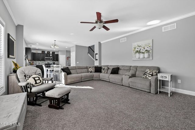 164 Hidden Village Lane, Holland, OH 43528