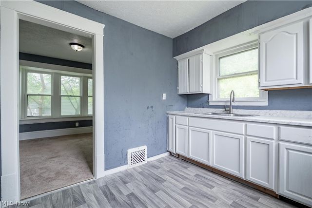 757 Baird Street, Akron, OH 44306