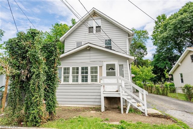 757 Baird Street, Akron, OH 44306