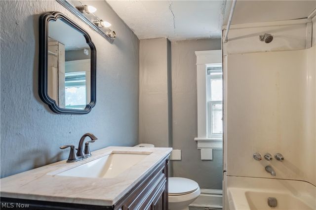 757 Baird Street, Akron, OH 44306