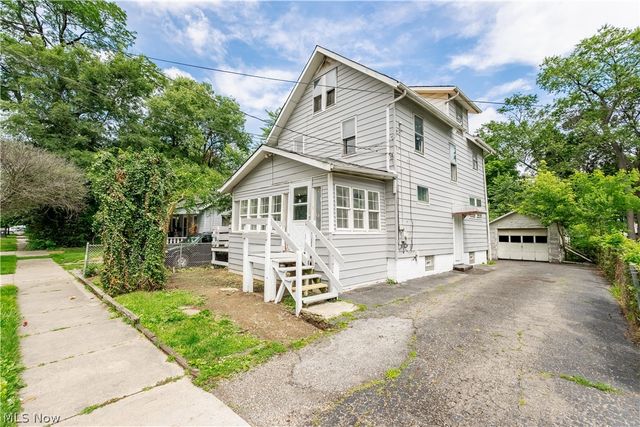 757 Baird Street, Akron, OH 44306