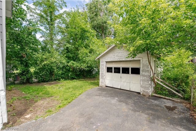 757 Baird Street, Akron, OH 44306