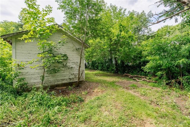 757 Baird Street, Akron, OH 44306