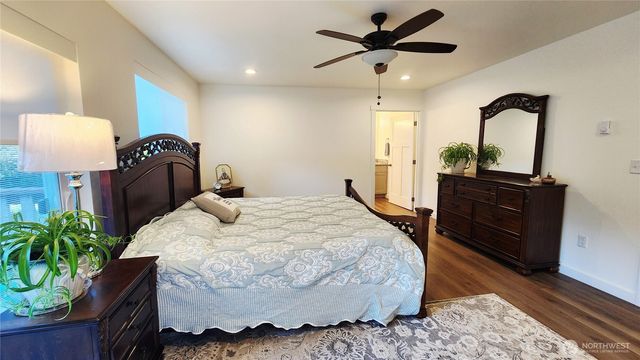 371 Centaurus Avenue SW, Ocean Shores, WA 98569