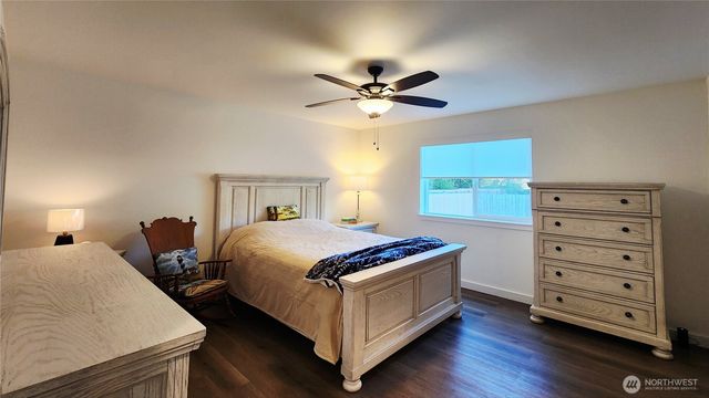 371 Centaurus Avenue SW, Ocean Shores, WA 98569