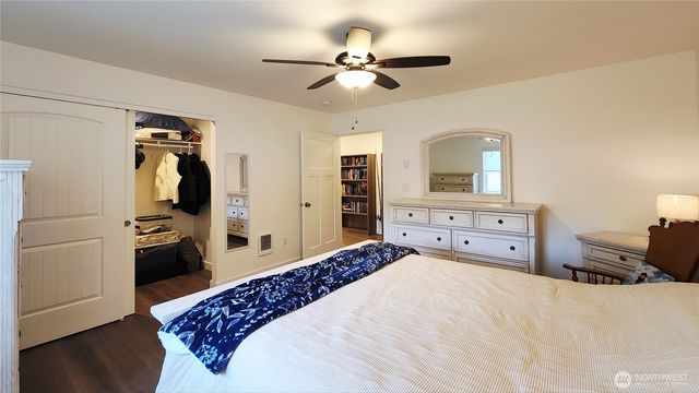 371 Centaurus Avenue SW, Ocean Shores, WA 98569