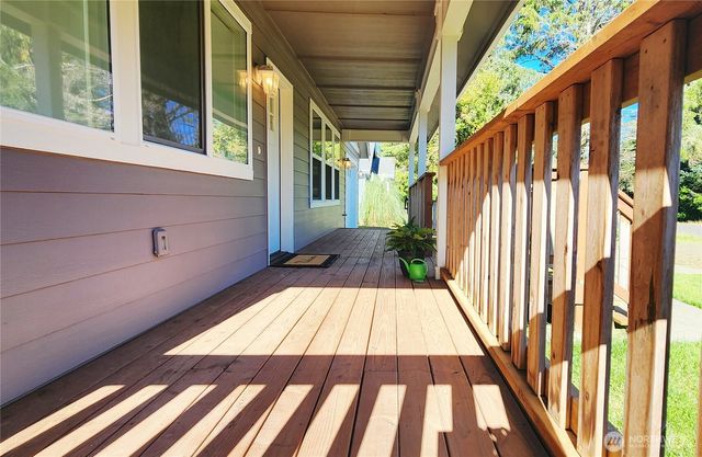 371 Centaurus Avenue SW, Ocean Shores, WA 98569