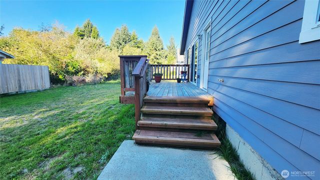 371 Centaurus Avenue SW, Ocean Shores, WA 98569