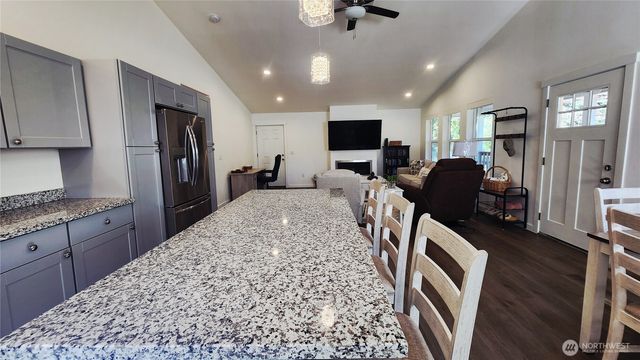 371 Centaurus Avenue SW, Ocean Shores, WA 98569