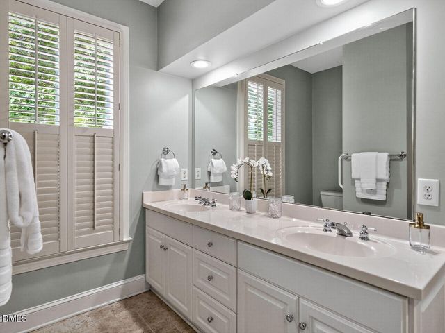 28 W Madison, Pittsboro, NC 27312