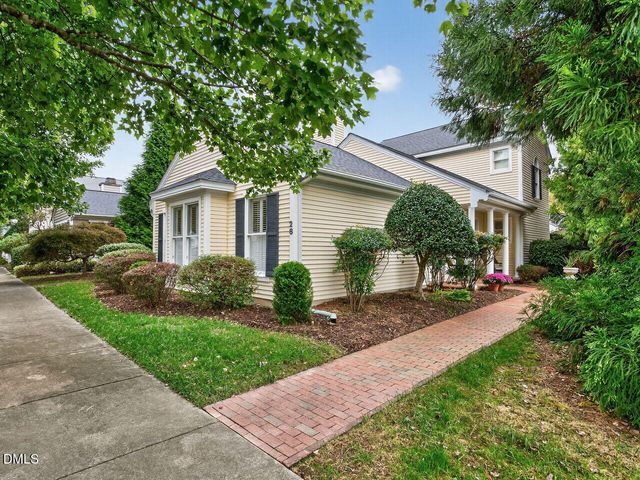 28 W Madison, Pittsboro, NC 27312