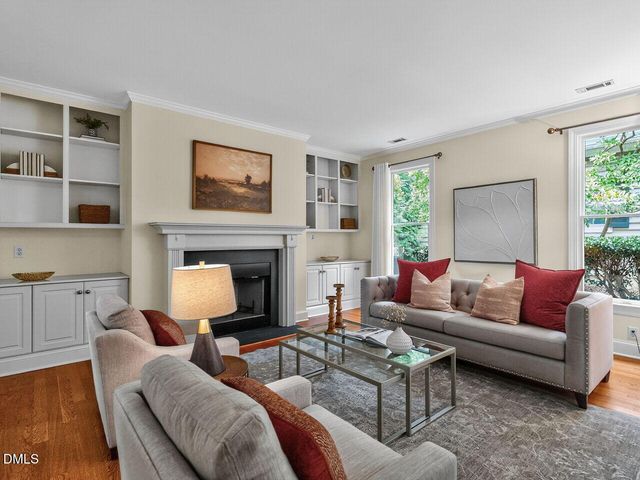 28 W Madison, Pittsboro, NC 27312