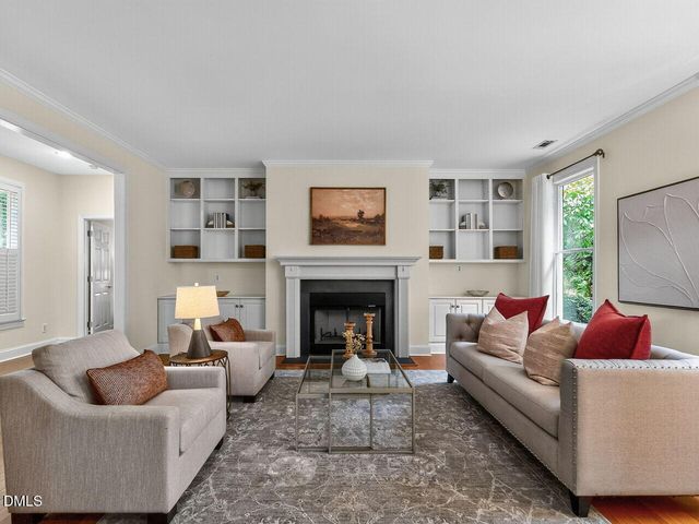 28 W Madison, Pittsboro, NC 27312