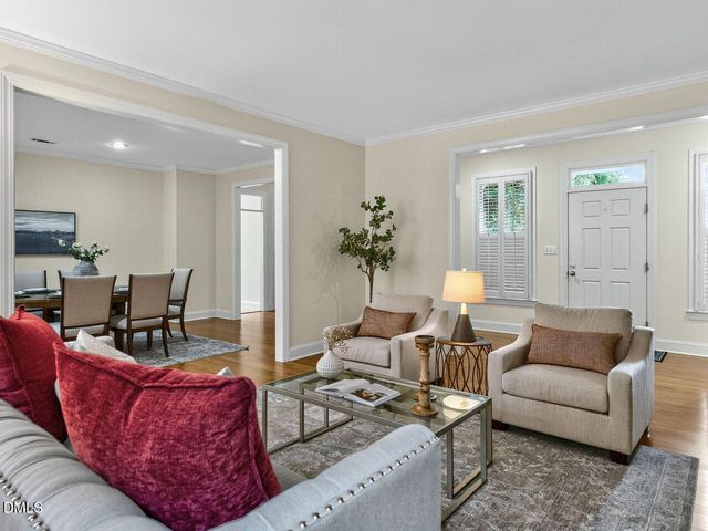 28 W Madison, Pittsboro, NC 27312