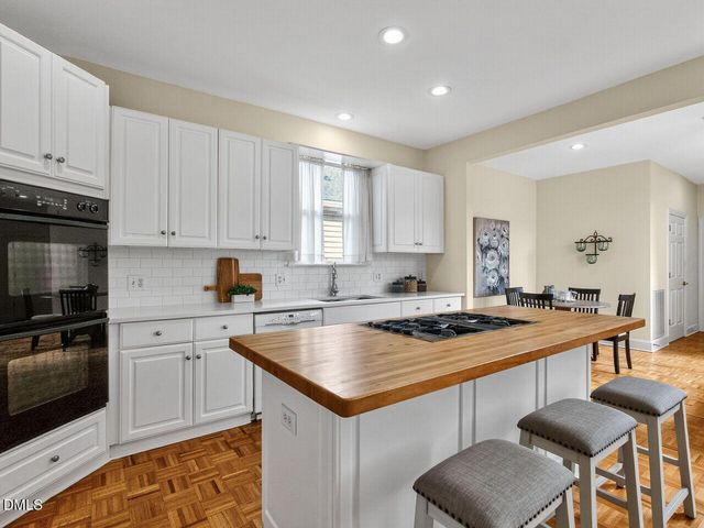 28 W Madison, Pittsboro, NC 27312