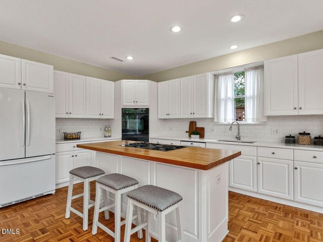 28 W Madison, Pittsboro, NC 27312