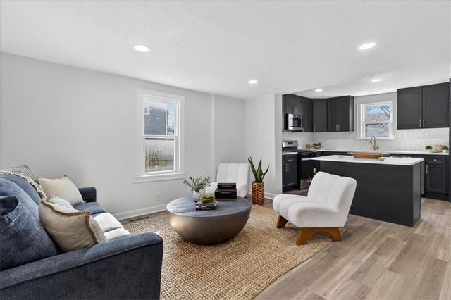 121 N Blake Street, Olathe, KS 66061