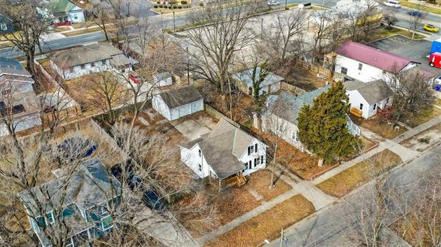 121 N Blake Street, Olathe, KS 66061