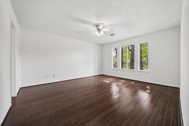 9718 Oxted Lane, Spring, TX 77379