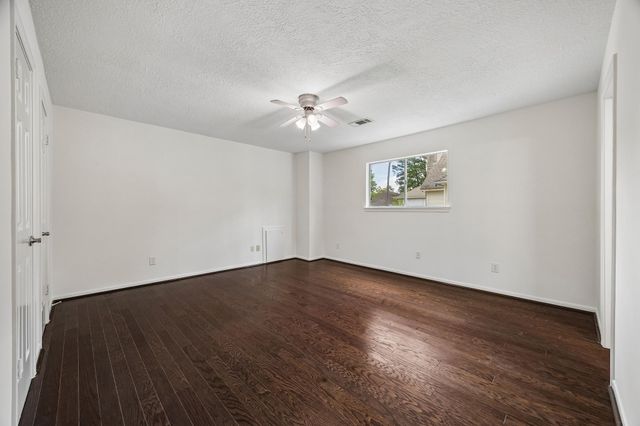 9718 Oxted Lane, Spring, TX 77379