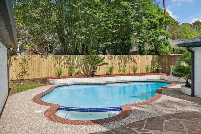 9718 Oxted Lane, Spring, TX 77379