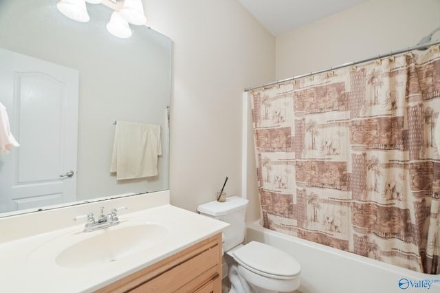 112 Rainbow Glen Circle, Madison, AL 35758