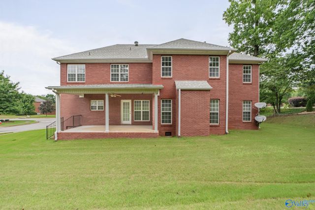 112 Rainbow Glen Circle, Madison, AL 35758