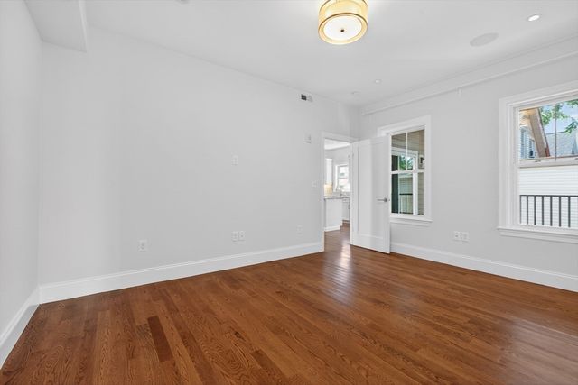 36 Rossmore St 2, Somerville, MA 02143